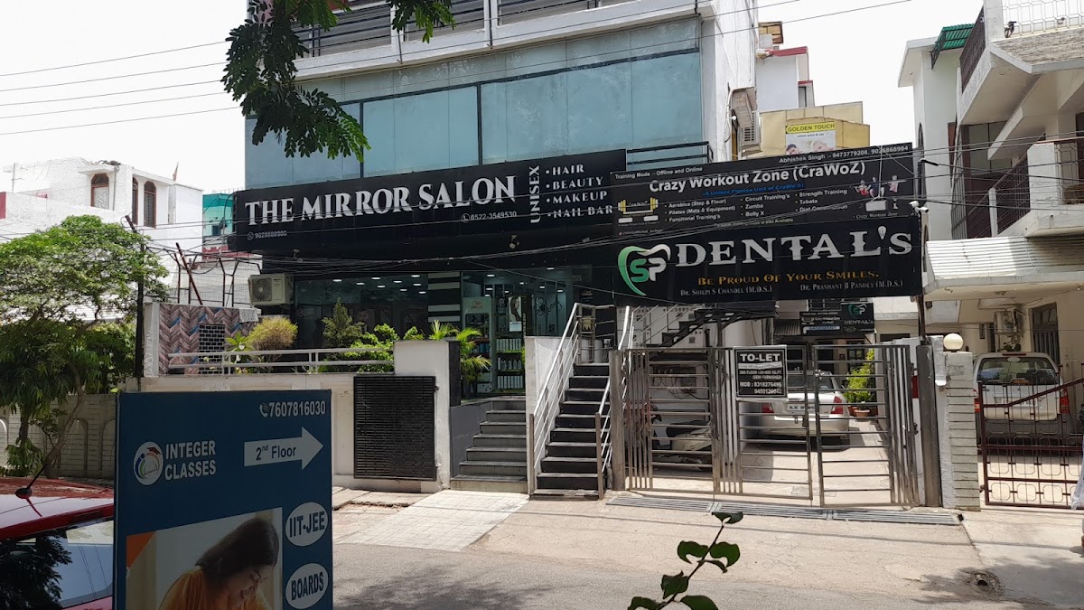 The Mirror Salon