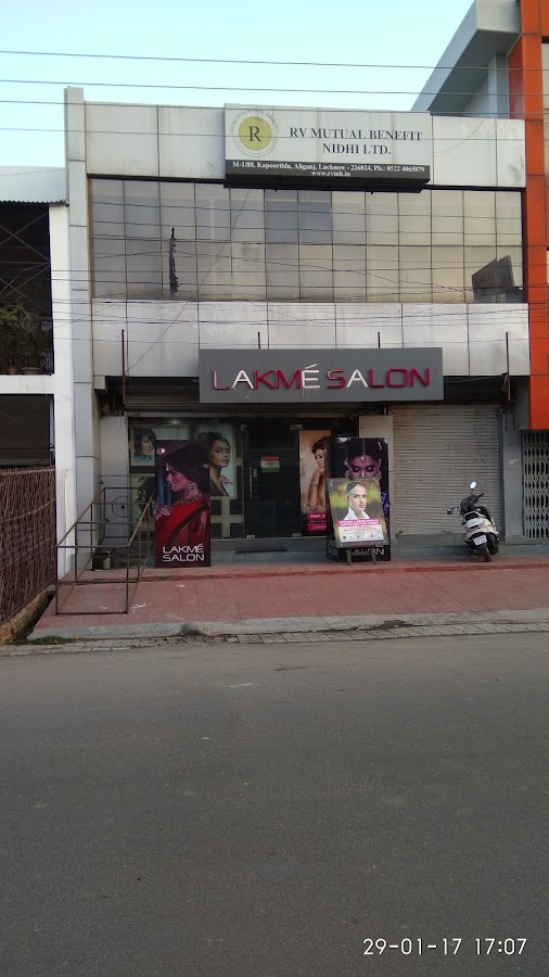 Lakme Salon