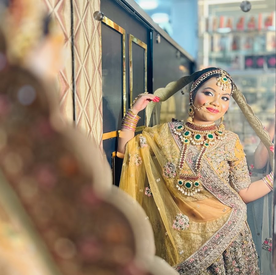 Naina Beauty Salon