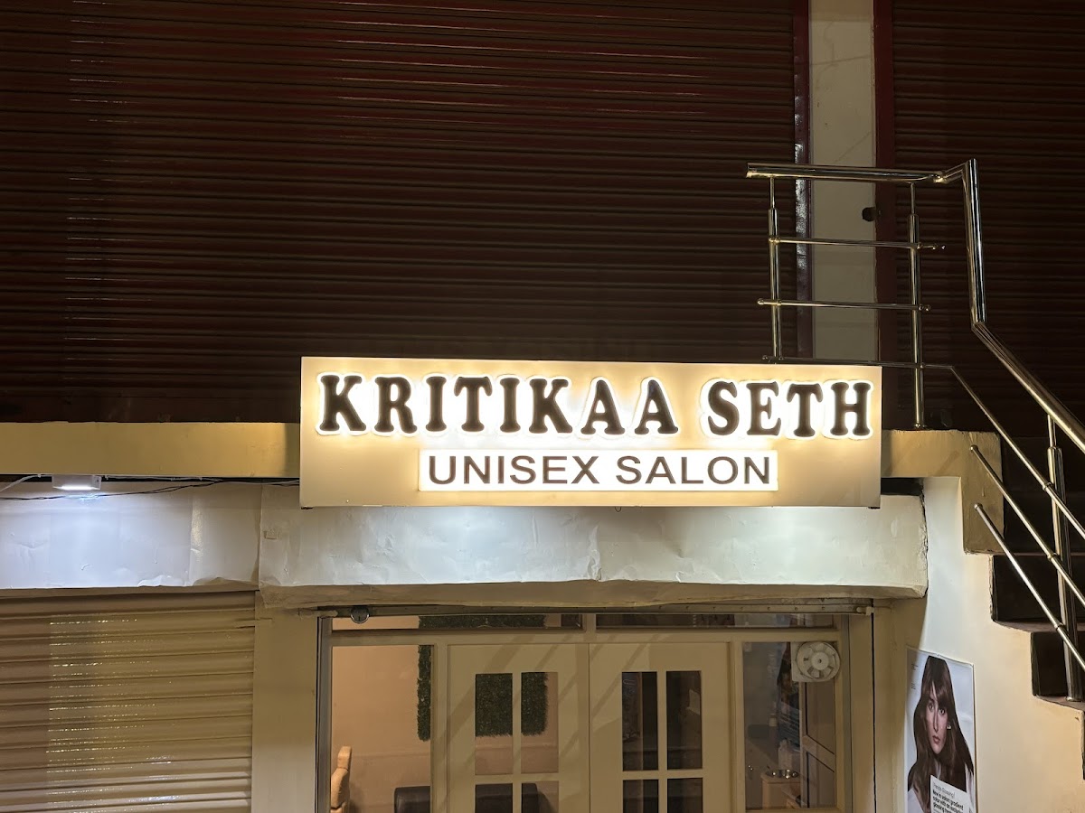 Kritikaa Seth Unisex Salon