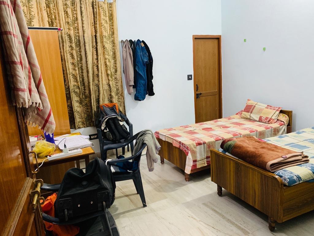 Furnished Boys Hostel - PG / Hostels in Gomti Nagar, 