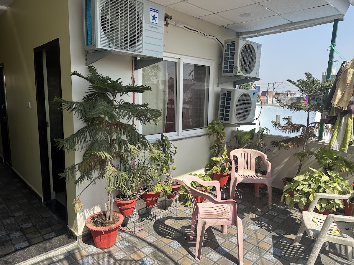 Renu Girls PG Hostel