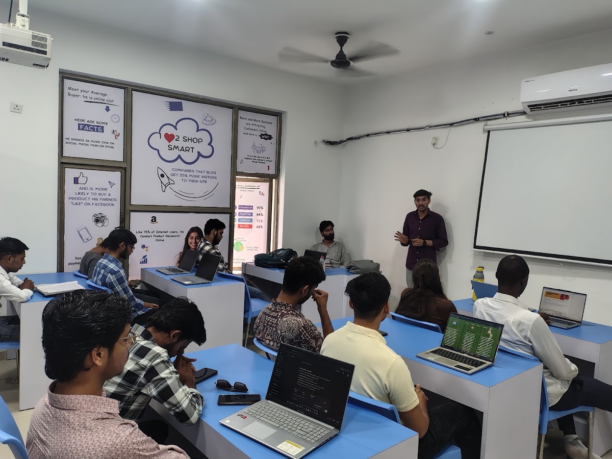 National Digital Marketing & Data Science Institute and Training - Software Company in Hazratganj, 