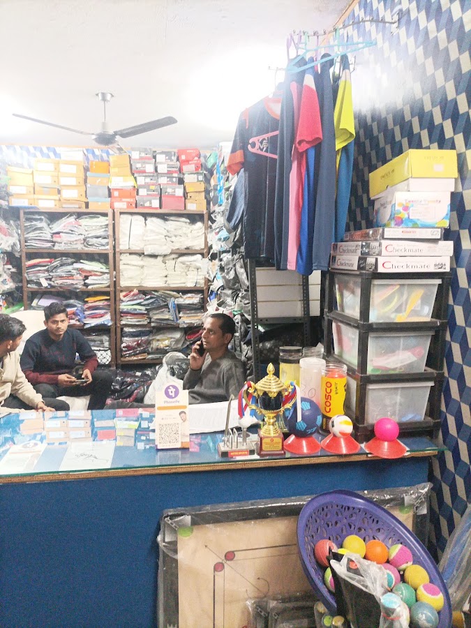 Metro Sports - Sports Shop in Naka Hindola, 