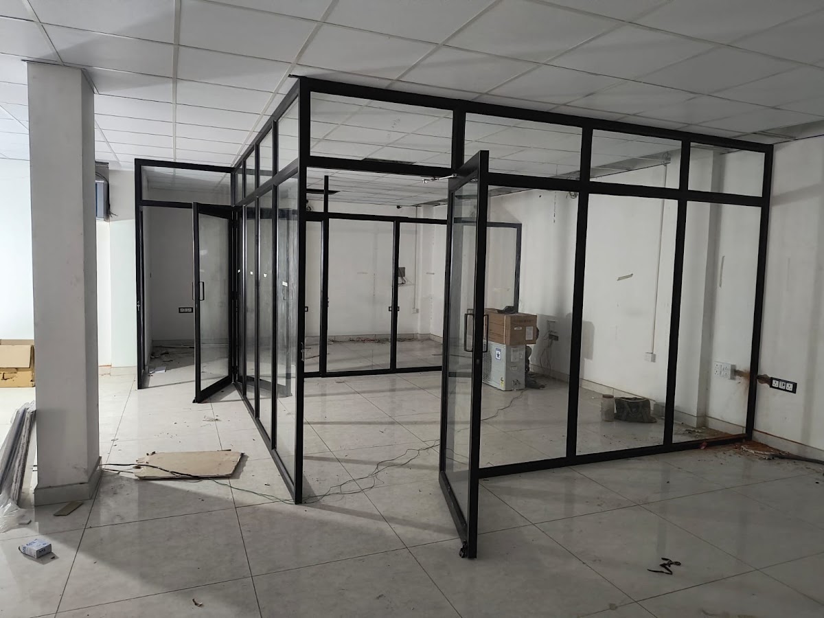 Nova Glass & Aluminium Fabricator - Fabricator in Fazullaganj, 