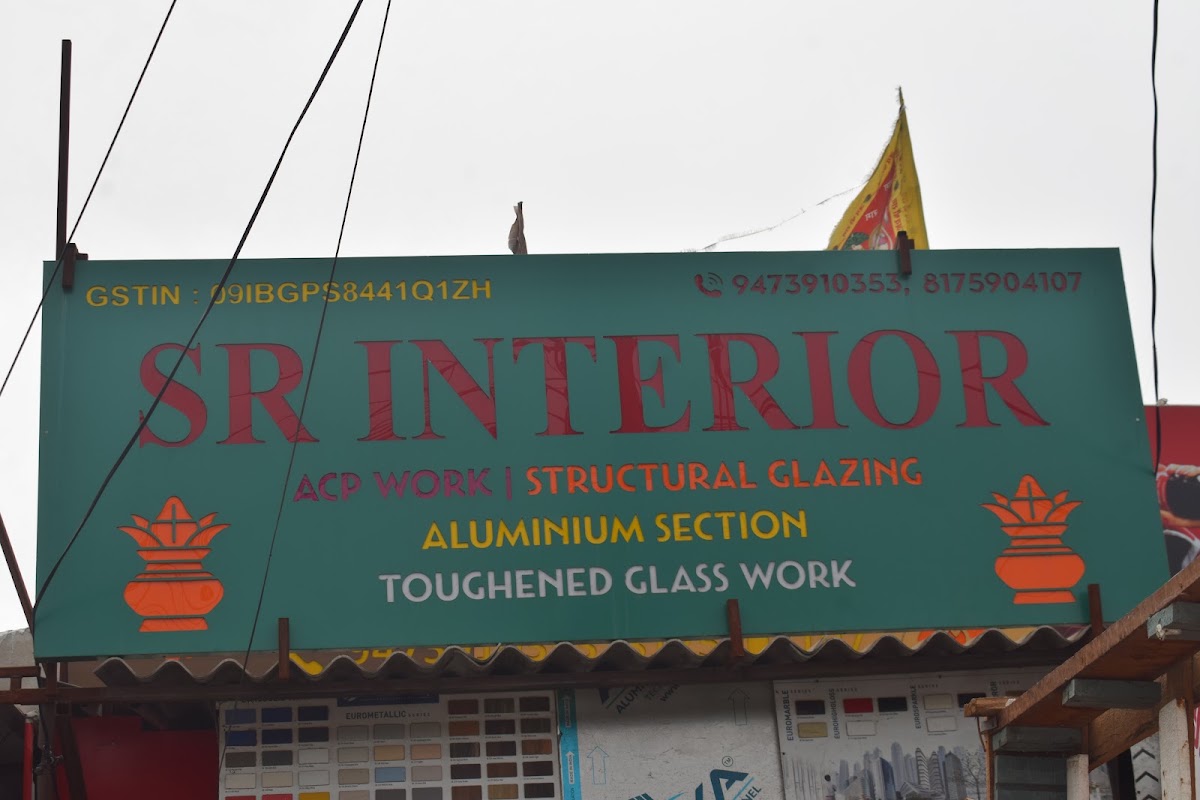 Sr Interior - Fabricator in Aliganj, 
