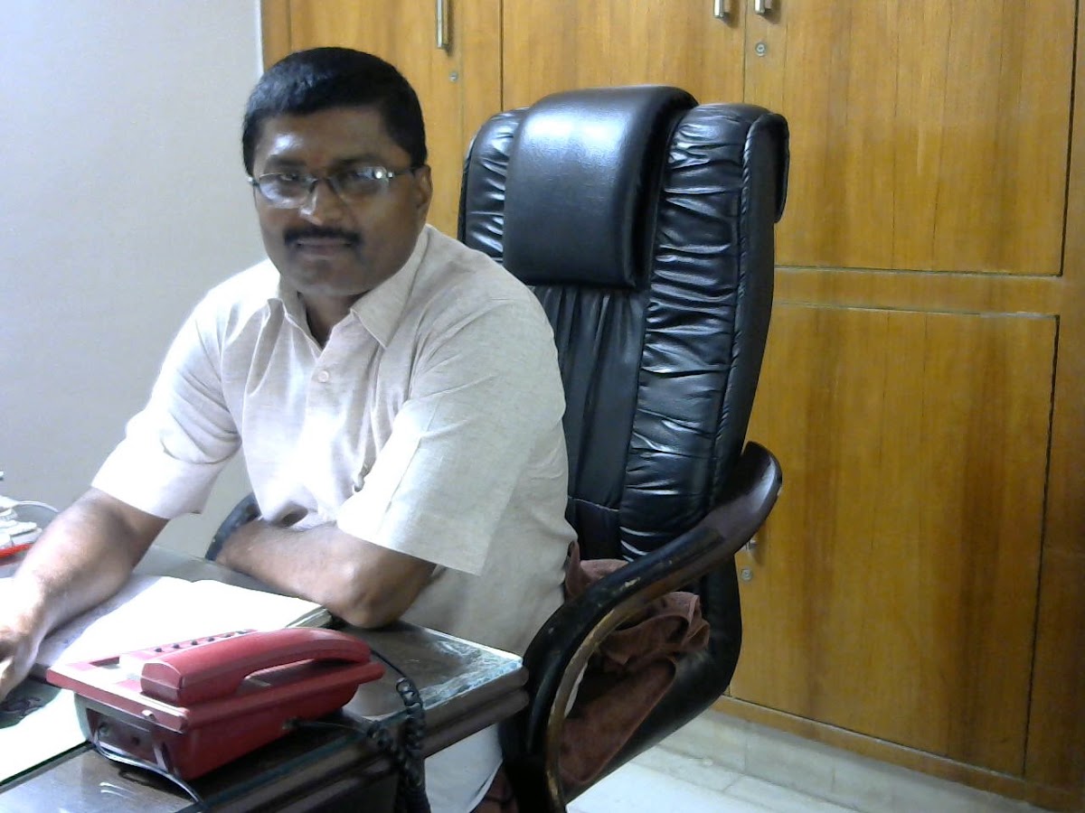 Astrologer Dr. S N Jha. - Astrologer in Gomti Nagar, 
